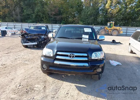 2005 Toyota Tundra Sr5 V8 z USA, uszkodzony, nr VIN 5TBRT34175S460966